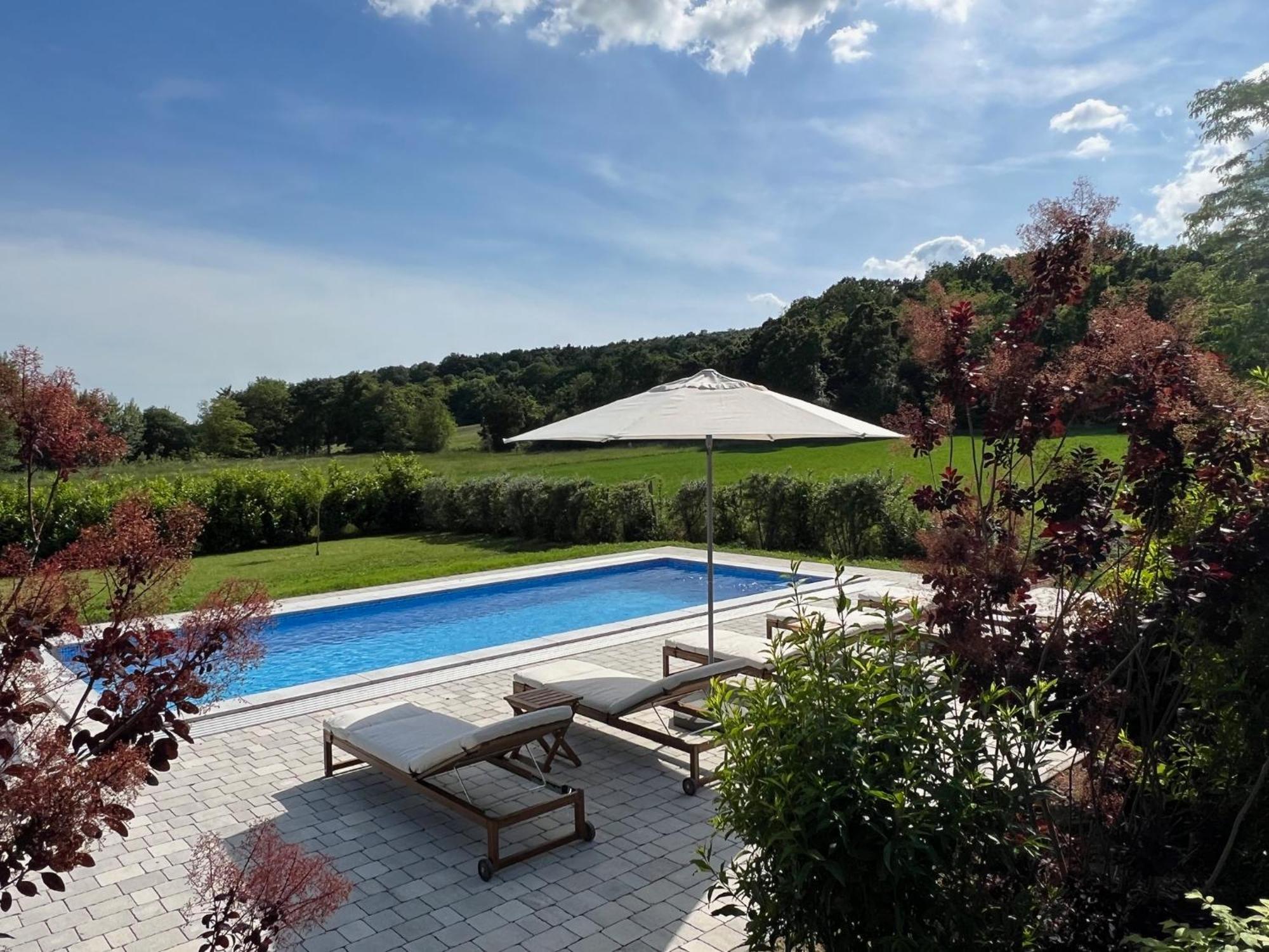 Kali Kuetyue Holiday home Balatonhenye